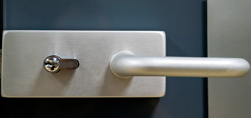 Change Patio Door Locks in Citrus, California